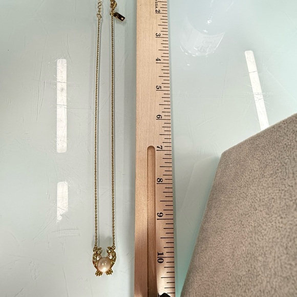 KATE SPADE Gold tone and pearl/rhinestone crab necklace 20 inches with bag - Picture 7 of 7